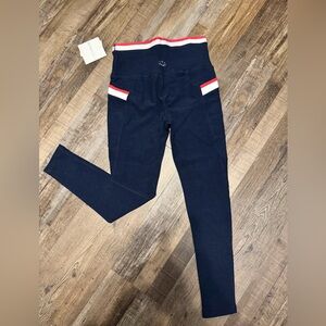 Beyond yoga leggings size small